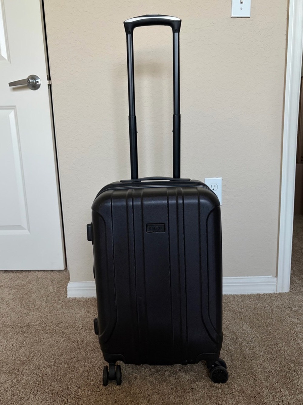 CALPAK: Black Hard-Shell Carry-On Spinner Luggage